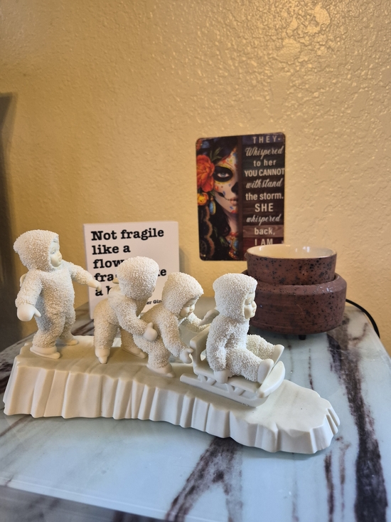 Department 56 Other - Snowbabies "I'm Right Behind You"